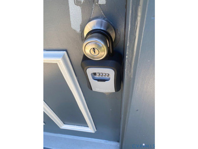 Unlock incredible potential with this two-bedroom, two-bathroom - photo 3