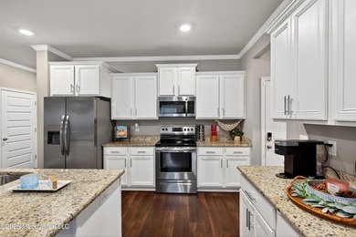 4 Bedrooms - 2.5 Bathrooms - Upstairs Living Room - Granite - photo 11