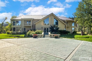 With 18 parcels, including 15 buildable lots and extensive water - photo 13