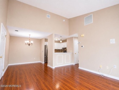 Opportunity awaits in desirable Fox Chase! This upper-level, END - photo 7