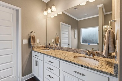 4 Bedrooms - 2.5 Bathrooms - Upstairs Living Room - Granite - photo 19