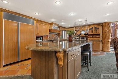 With 18 parcels, including 15 buildable lots and extensive water - photo 20
