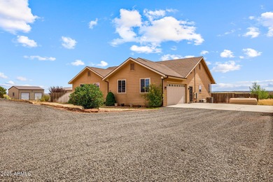 Lake Home For Sale in Snowflake, Arizona