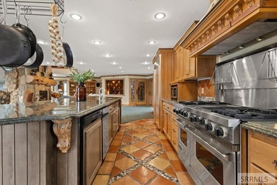 With 18 parcels, including 15 buildable lots and extensive water - photo 23