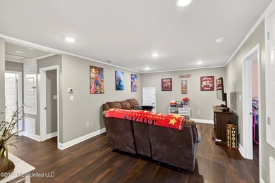 4 Bedrooms - 2.5 Bathrooms - Upstairs Living Room - Granite - photo 24