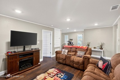 4 Bedrooms - 2.5 Bathrooms - Upstairs Living Room - Granite - photo 26