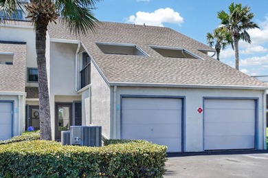 Welcome to Sea Winds, a beautifully maintained beachside condo - photo 2