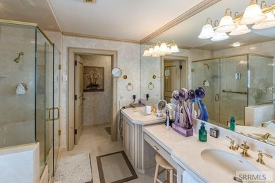 With 18 parcels, including 15 buildable lots and extensive water - photo 40