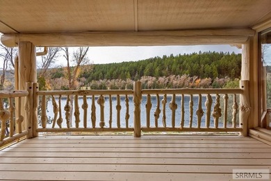 With 18 parcels, including 15 buildable lots and extensive water - photo 59