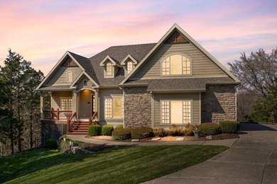 6-Bedroom Home with Private Suite in Gated Golf Community - photo 3