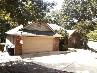 Bull Shoals Lake Home For Sale in Bull Shoals Arkansas