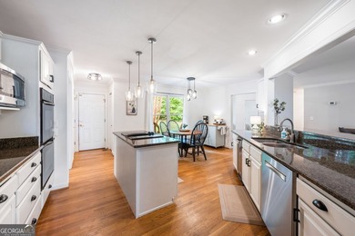 Nestled on 18.15 breathtaking acres in the heart of Moreland - photo 16