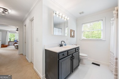 Nestled on 18.15 breathtaking acres in the heart of Moreland - photo 25
