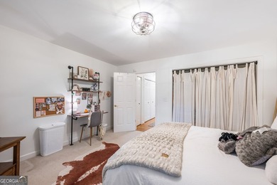 Nestled on 18.15 breathtaking acres in the heart of Moreland - photo 36
