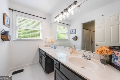 Nestled on 18.15 breathtaking acres in the heart of Moreland - photo 37