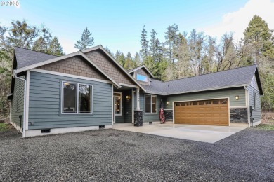 Lake Home For Sale in Glide, Oregon