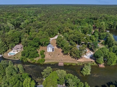 Experience the best of Lake Marion living at 363 Legend Court, a - photo 14