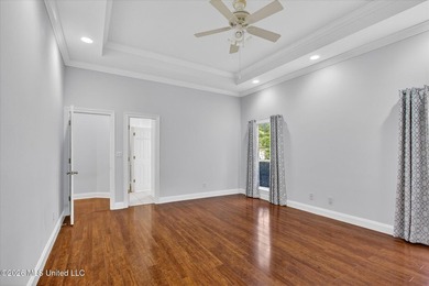 Welcome home to this beautifully maintained 4-bedroom, 2-bath - photo 14