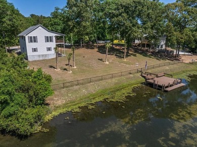 Experience the best of Lake Marion living at 363 Legend Court, a - photo 15