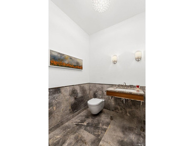 INTRODUCING M8 AT 150 CHARLES STREET. Townhome Luxury - photo 15
