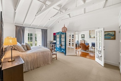 Welcome to this enchanting 2-bedroom, 2-bathroom cottage nestled - photo 19