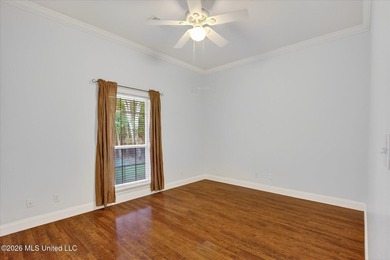 Welcome home to this beautifully maintained 4-bedroom, 2-bath - photo 23