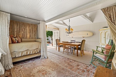Welcome to this enchanting 2-bedroom, 2-bathroom cottage nestled - photo 34