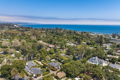Welcome to this enchanting 2-bedroom, 2-bathroom cottage nestled - photo 38
