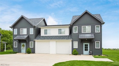 Amazing opportunity to own two duplexes (4 units) and a - photo 3
