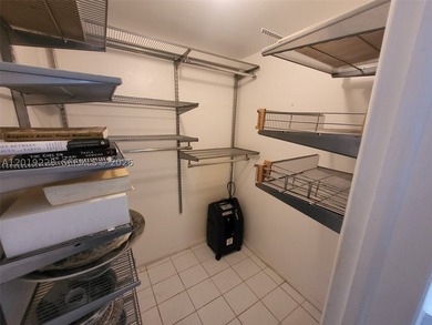 Welcome to this charming 2-bedroom, 2-bathroom just remodeled - photo 8