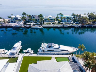 Think the Florida Keys can't accommodate a true yacht? Think - photo 6
