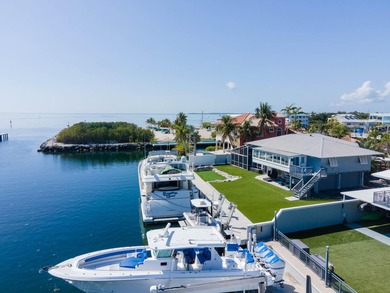 Think the Florida Keys can't accommodate a true yacht? Think - photo 9