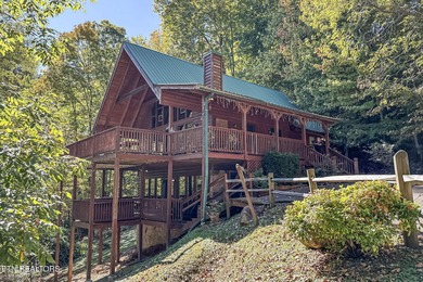 Lake Home For Sale in Sevierville, Tennessee