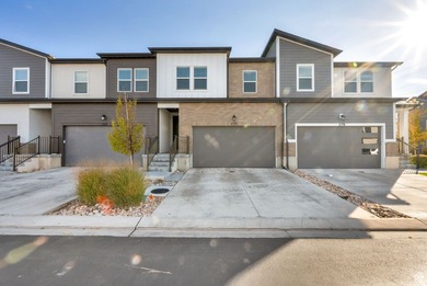 Great Salt Lake Townhome/Townhouse For Sale in Vineyard Utah