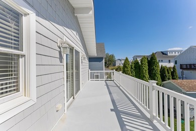 Charming two-story single-family home featuring 5 bedrooms and 3 - photo 19