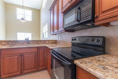 Like-New Luxury Lakefront Townhome - 4BR / 3.5BA / 3 Levels - - photo 24