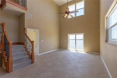 Like-New Luxury Lakefront Townhome - 4BR / 3.5BA / 3 Levels - - photo 32