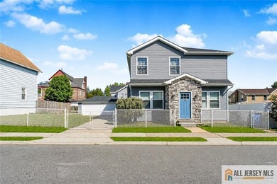 Turn Key Home! This large home has been completely rebuilt! - photo 1