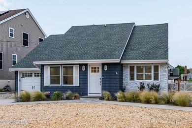 Welcome to one of Green Island's most desirable waterfront - photo 2