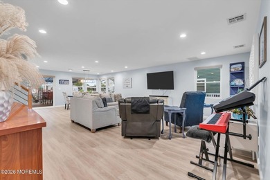 Welcome to one of Green Island's most desirable waterfront - photo 8