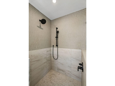 Experience elevated, relaxed living in this fully reimagined - photo 43