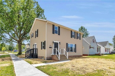 Why wait months for new construction when you can move right - photo 2