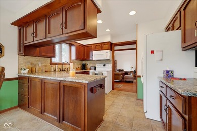 Charming Ranch Condo in Library Park! Welcome home to this - photo 12
