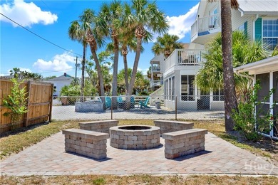 Adorable and move-in ready, this charming 4 BR, 2 BA single - photo 13