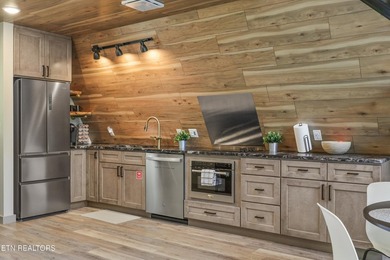 A rare opportunity to own a fully operational private - photo 16
