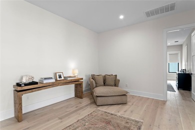 Located on spectacular Davis Islands, this newer construction - photo 16