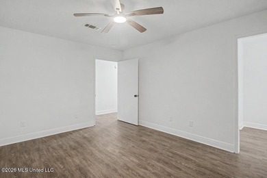 Beautifully updated and move-in ready! This remodeled home - photo 16