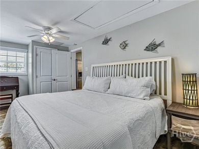 Adorable and move-in ready, this charming 4 BR, 2 BA single - photo 17