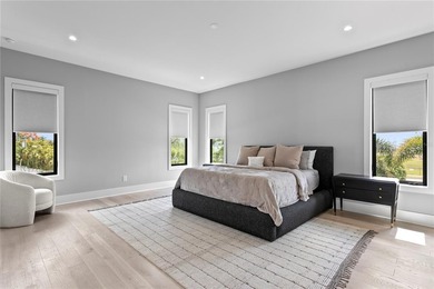 Located on spectacular Davis Islands, this newer construction - photo 17