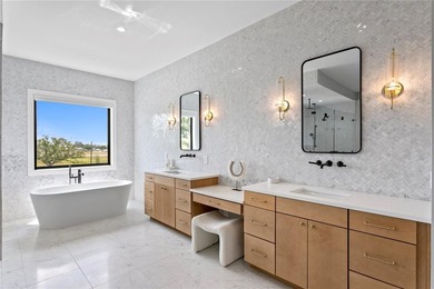 Located on spectacular Davis Islands, this newer construction - photo 18